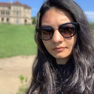 Meet your Posher, Priyanka